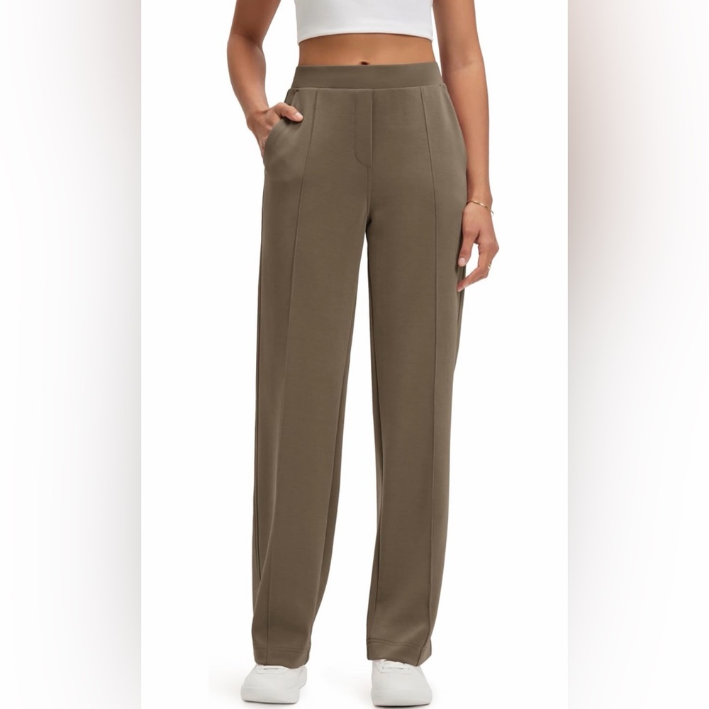 Chic Women's brown Trousers